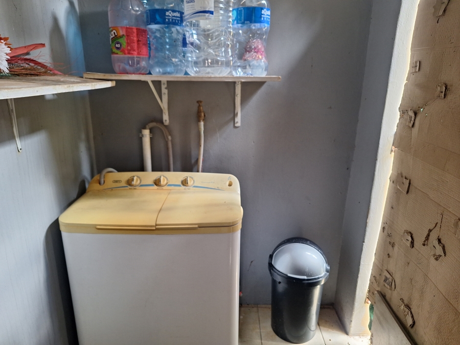 To Let 2 Bedroom Property for Rent in Mosel Eastern Cape